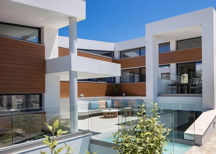 St John - Wellness & Entertainment By Etouri Hriszí Aktí Haniá