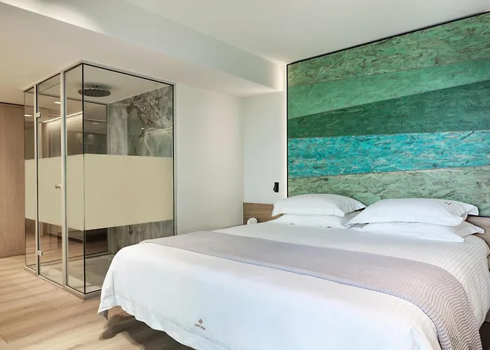 St John - Wellness & Entertainment By Etouri