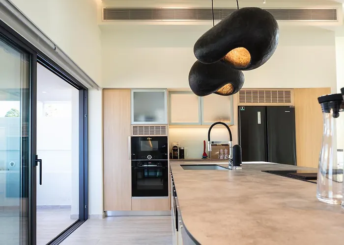 St John - Wellness & Entertainment By Etouri *