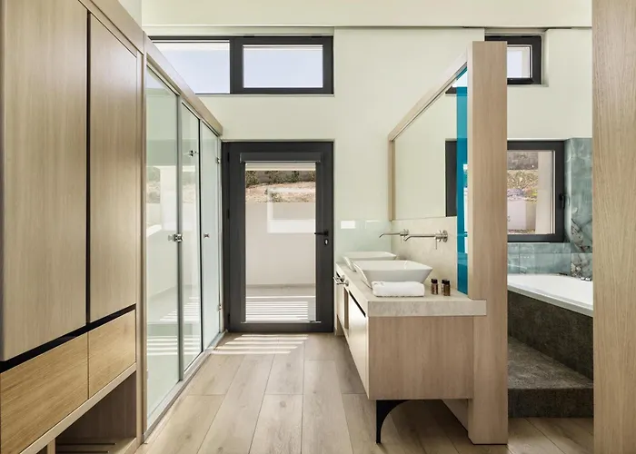 St John - Wellness & Entertainment By Etouri *