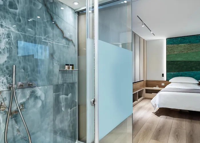 St John - Wellness & Entertainment By Etouri ハニア